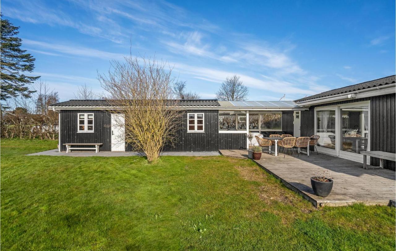 Lovely Home In Otterup With Kitchen Eksteriør bilde